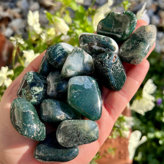 Green Moss Crystal Tumblestone