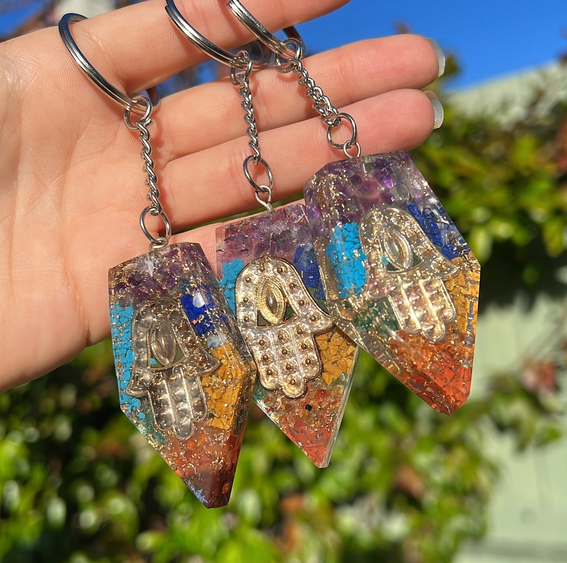 Orgonite Power Keyring - Chakra Hamsa Hand