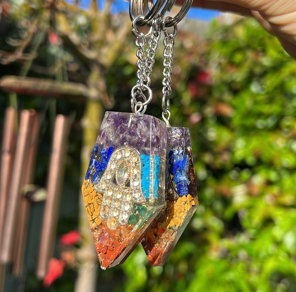 Orgonite Power Keyring - Chakra Hamsa Hand