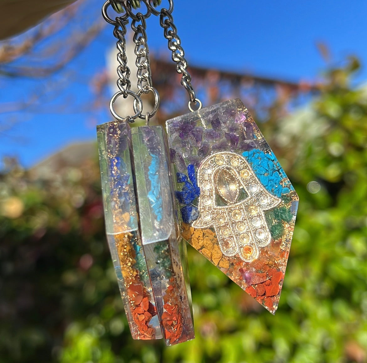 Orgonite Power Keyring - Chakra Hamsa Hand