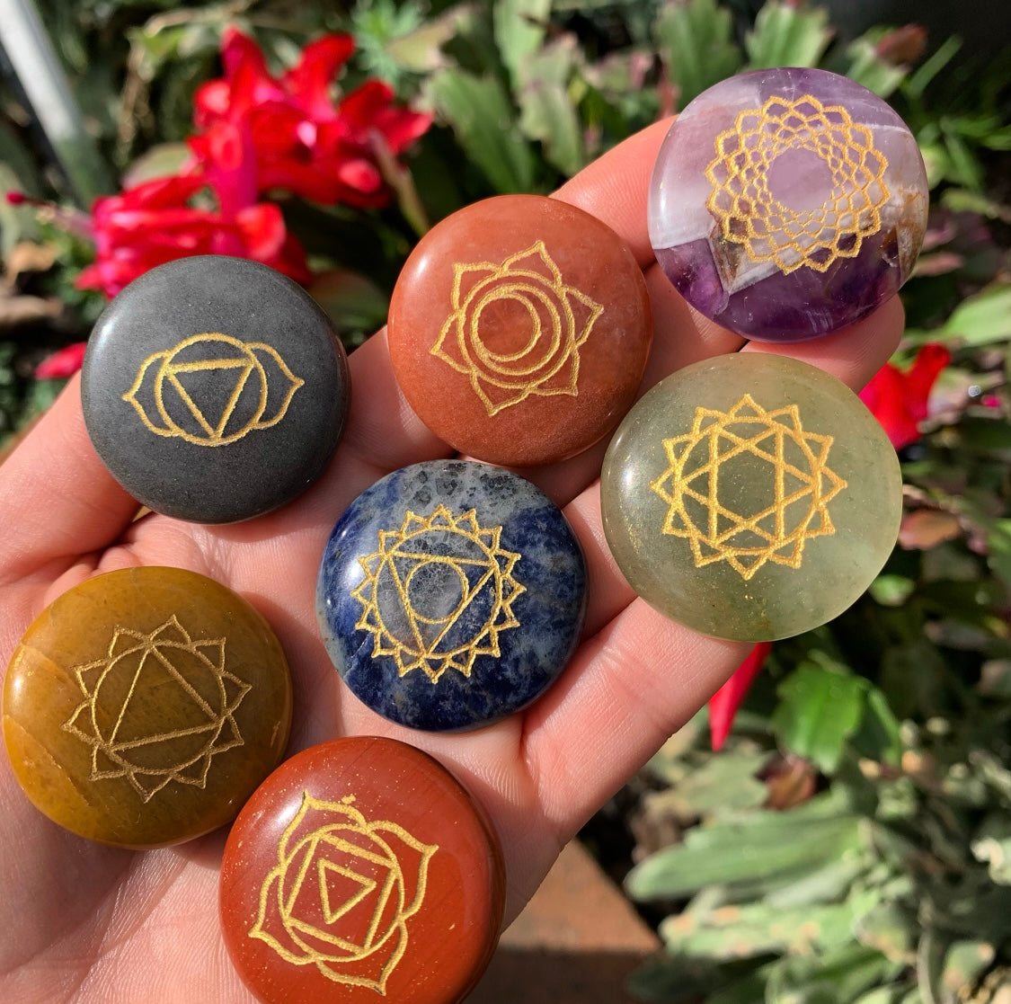 7 Chakra Palm Stone Set