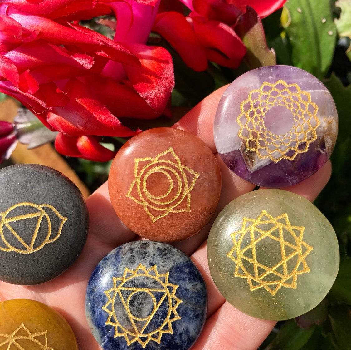 7 Chakra Palm Stone Set