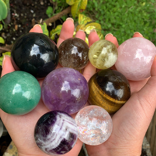 Crystal Pocket Spheres