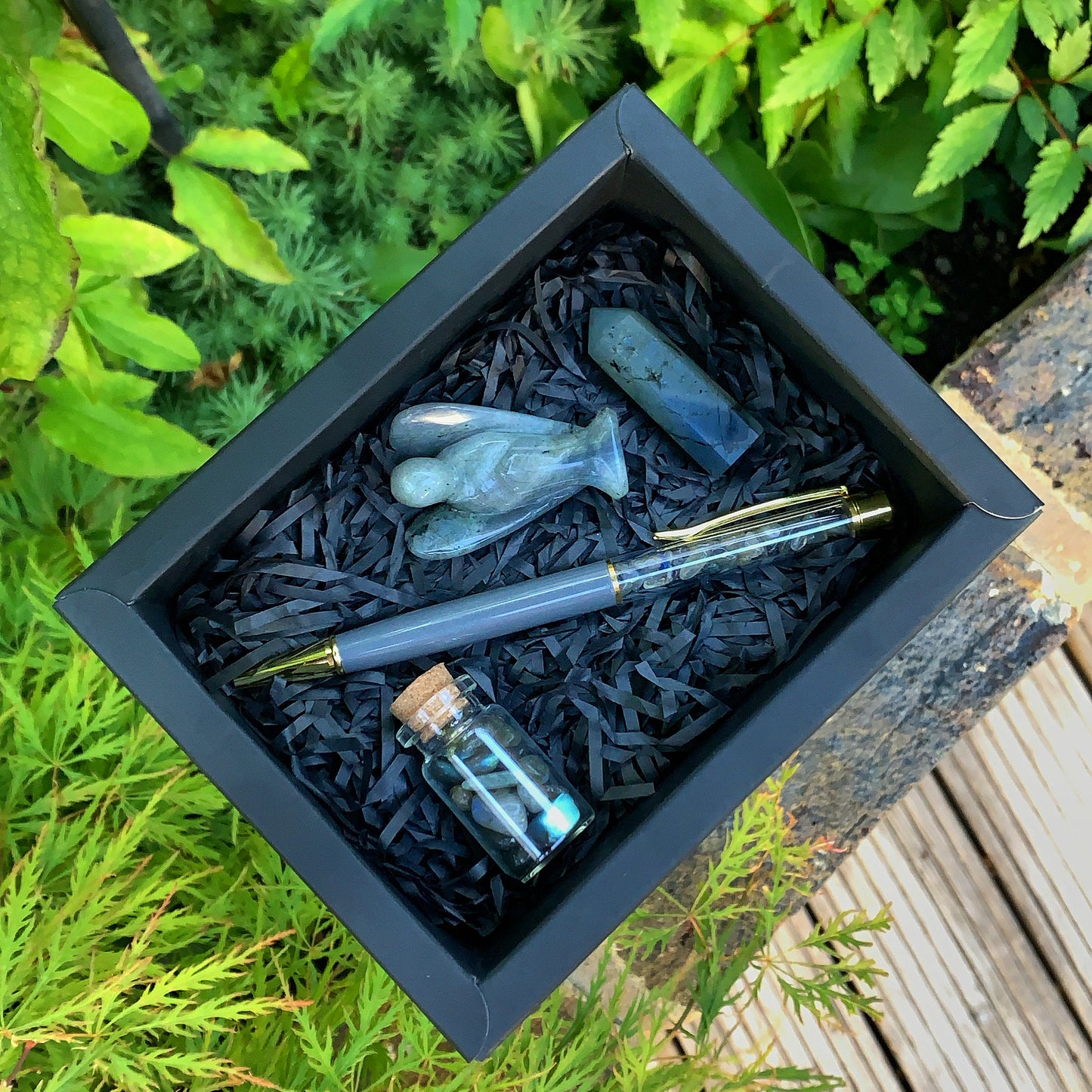 Labradorite Gift Box - Strength