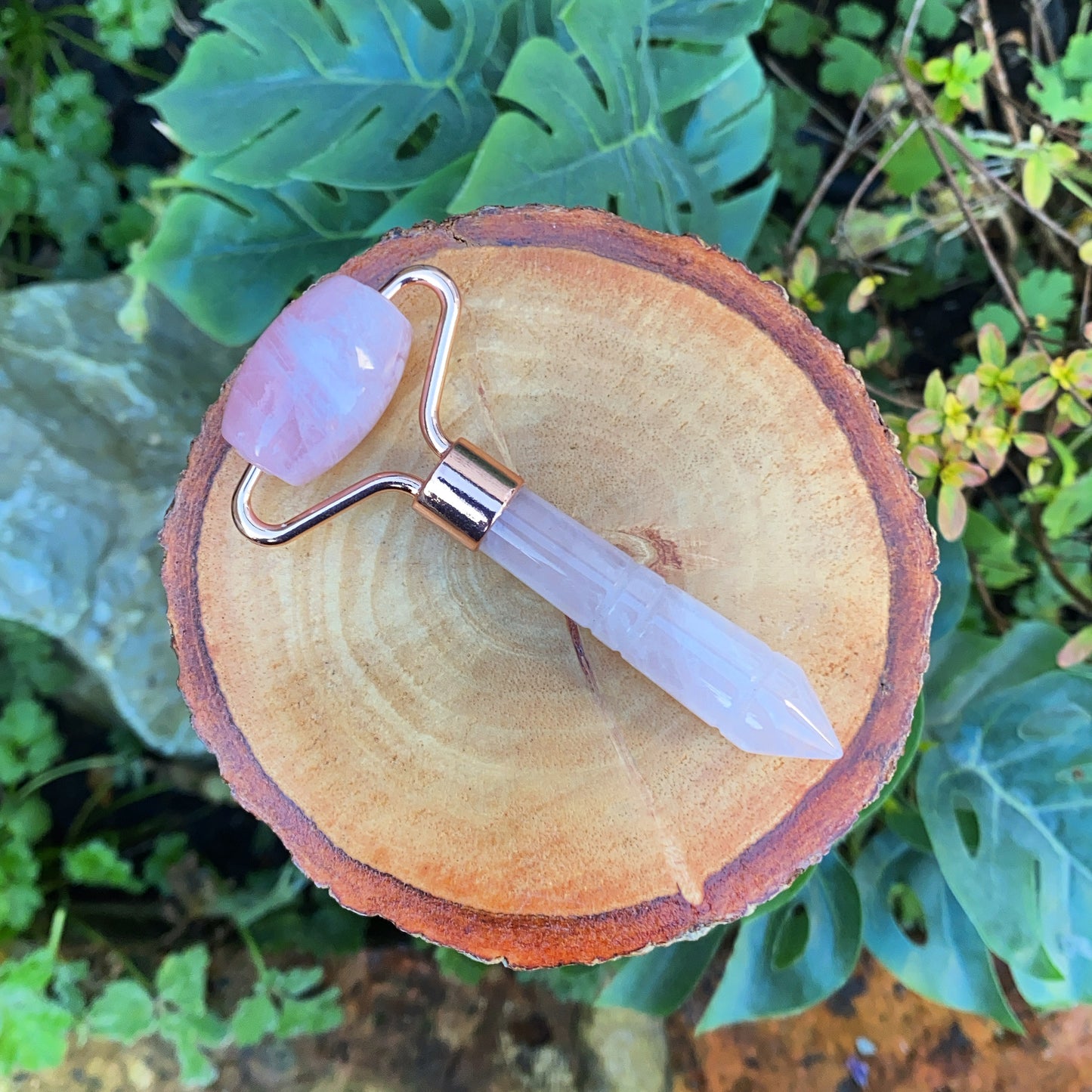 Mini Rose Quartz Crystal Face Roller