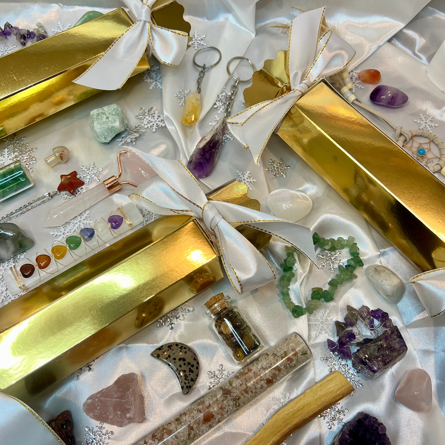 Crystal Gemstone Deluxe Christmas Cracker