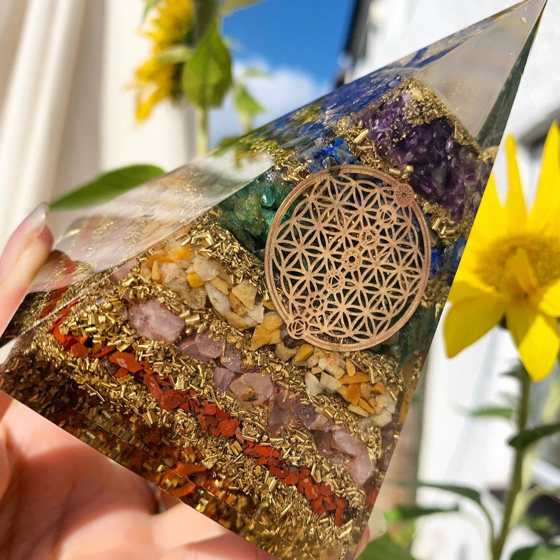 7 Chakra Orgonite Crystal Pyramid